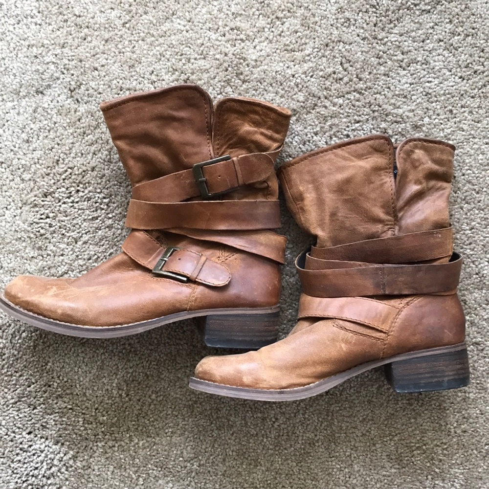Steve Madden cognac brewzer boots size 6
